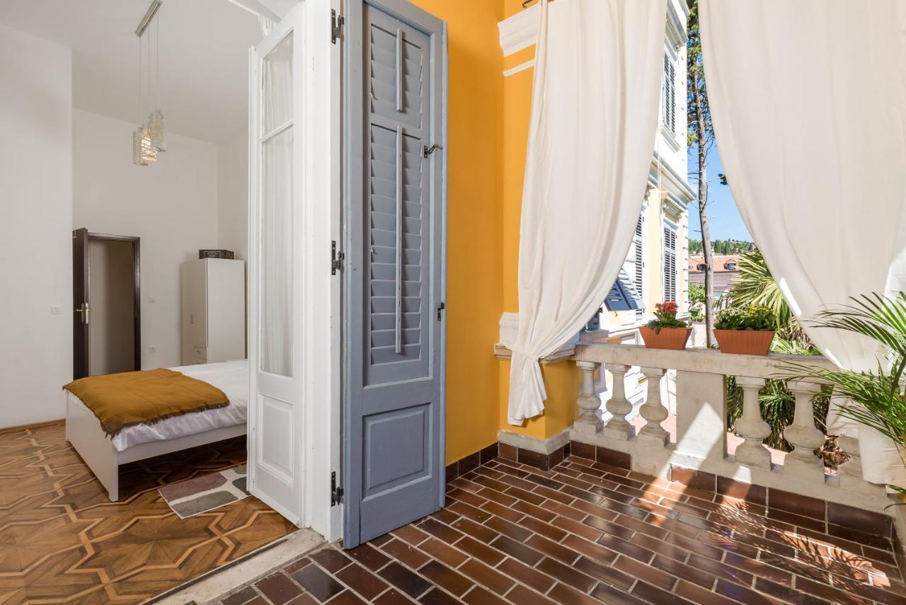 Ferienwohnung Urban Jungle Central Apartman Opatija Exterior foto