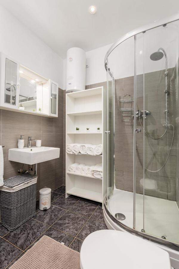 Ferienwohnung Urban Jungle Central Apartman Opatija Exterior foto