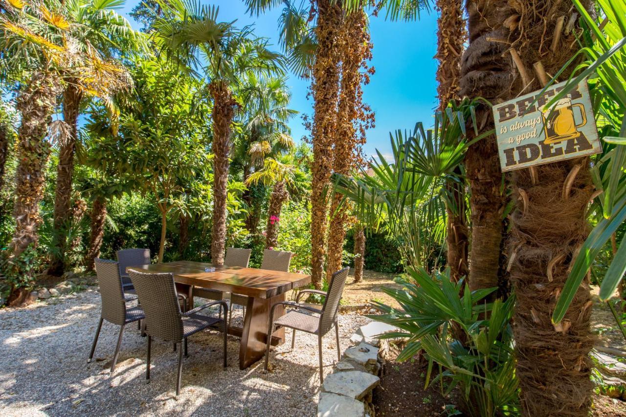 Ferienwohnung Urban Jungle Central Apartman Opatija Exterior foto